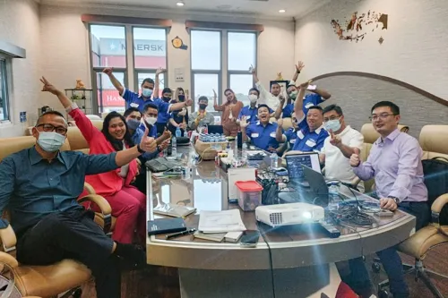 صور من تدريب عملاء من إندونيسيا عام 2023