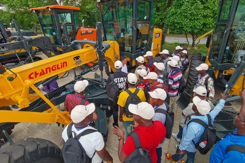 صور من تدريب عملاء من سيراليون