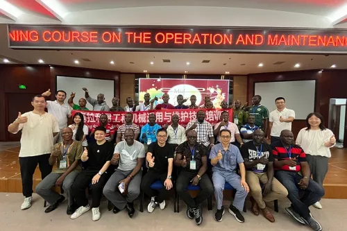 صور من تدريب عملاء من سيراليون