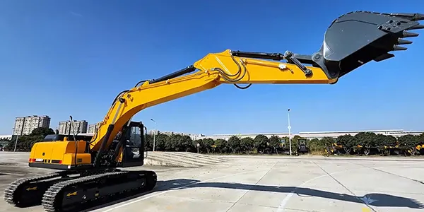 حفار مجنزر (قوة لا تعرف الحدود)، ZG220N