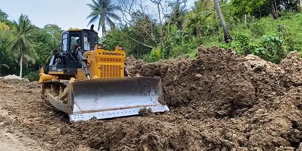 بلدوزر مجنزر (زاحف)، YD220