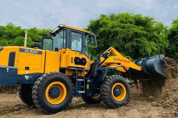 لودرات بعجلات عالية الأداء لأعمال التحميل والنقل الثقيل