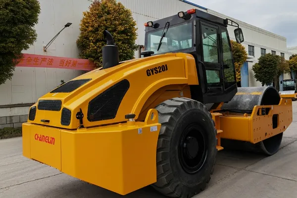 معدات دك التربة (مداحل) وإدارة مكبات النفايات