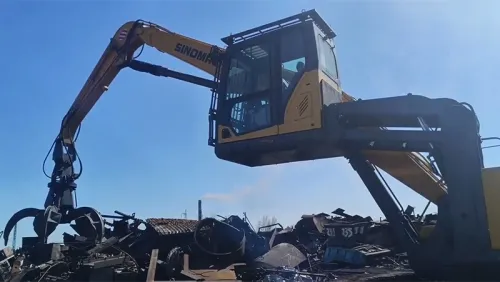 حفار مجنزر مع ملقط لمناولة المواد بكفاءة، ZG210H