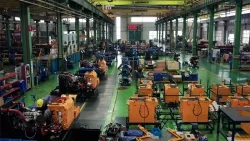 ورشة تجميع الحفارات