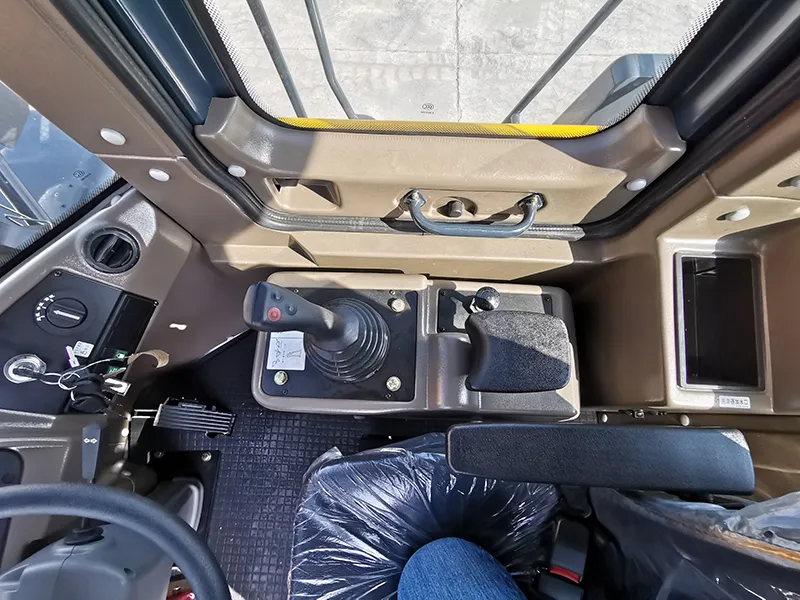 لودر بعجلات (قوة واقتصاد في استهلاك الوقود)، ZL60H