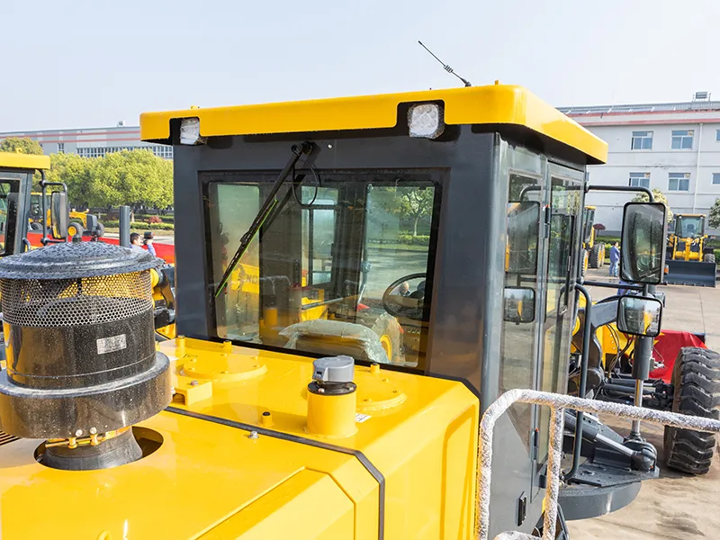 جريدر ممهدة، PY320T