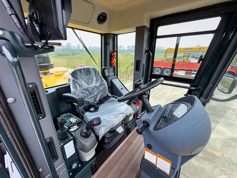 جريدر ممهدة، PY320T