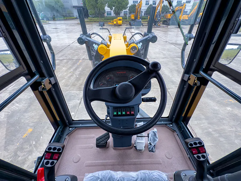 جريدر ممهدة، PY320T