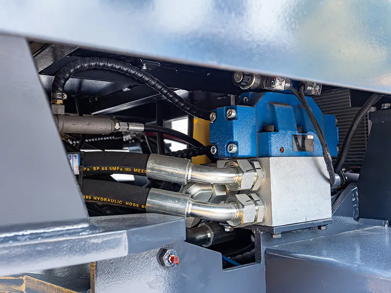 مدحلة رجاجة ذات أسطوانة واحدة، GYS10J