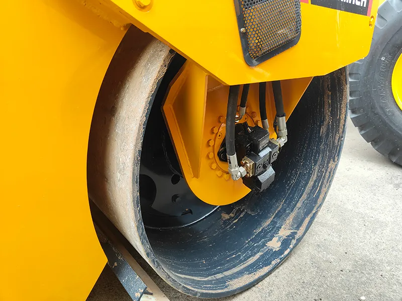 مدحلة رجاجة ذات أسطوانة واحدة، GYS142L