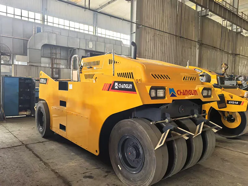 مدحلة بإطارات هوائية (تحقق قوة ضغط متجانسة)، GYR16