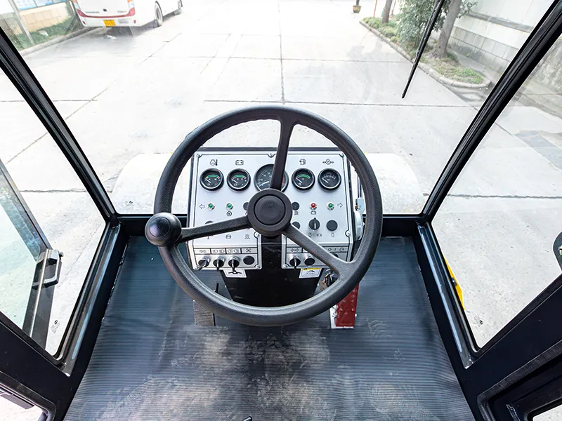 مدحلة بإطارات هوائية (تحقق قوة ضغط متجانسة)، GYR16