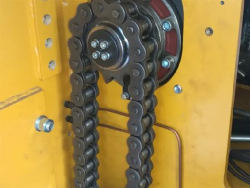 ماكينة رصف الأسفلت مجنزرة، GYA9000