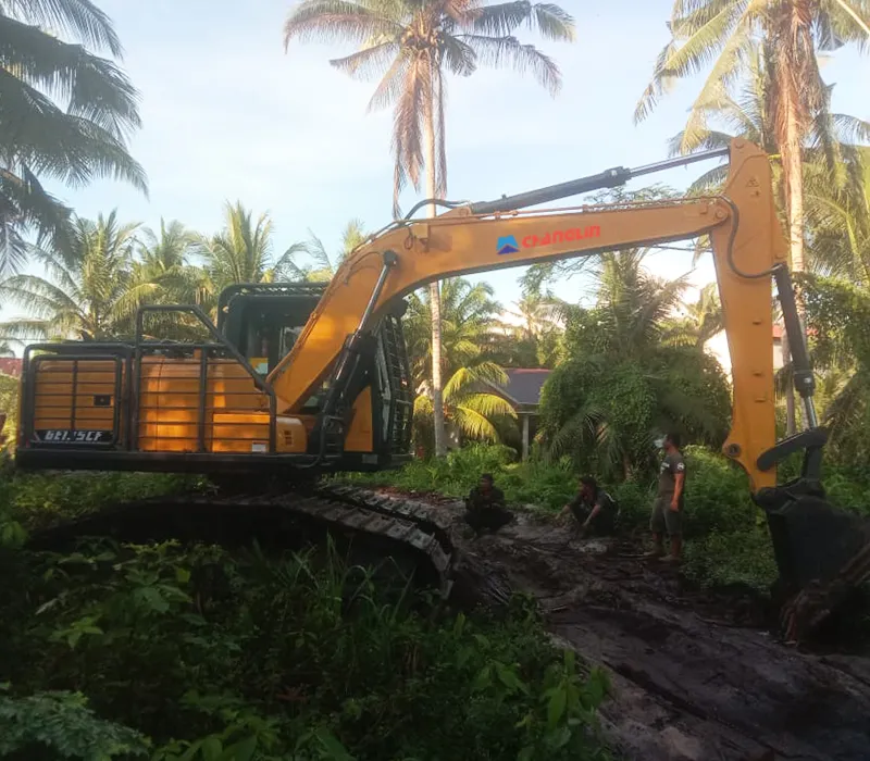 حفارة الغابات، ZG135HF