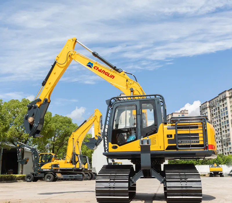 حفار مجنزر متطور لتحميل الأخشاب، ZG135CF