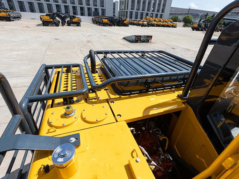 حفار مجنزر متطور لتحميل الأخشاب، ZG135CF