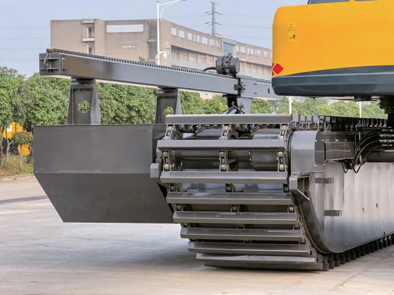 حفّار برمائي مجنزر للبيئات الطينية والمائية، ZG330D